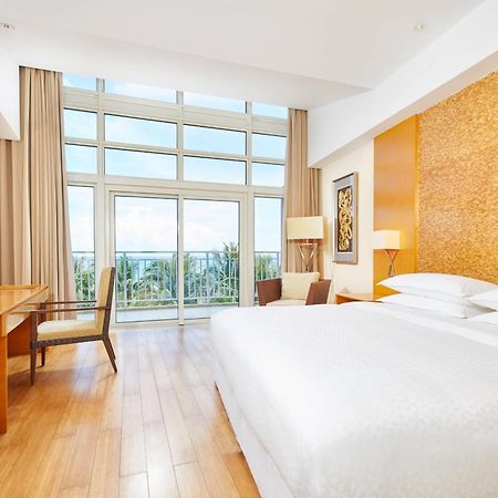 Four Points By Sheraton Shenzhou Peninsula Resort Wanning Exteriör bild