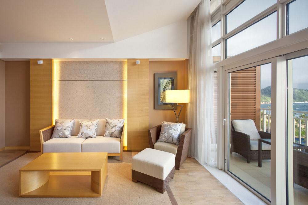 Four Points By Sheraton Shenzhou Peninsula Resort Wanning Exteriör bild