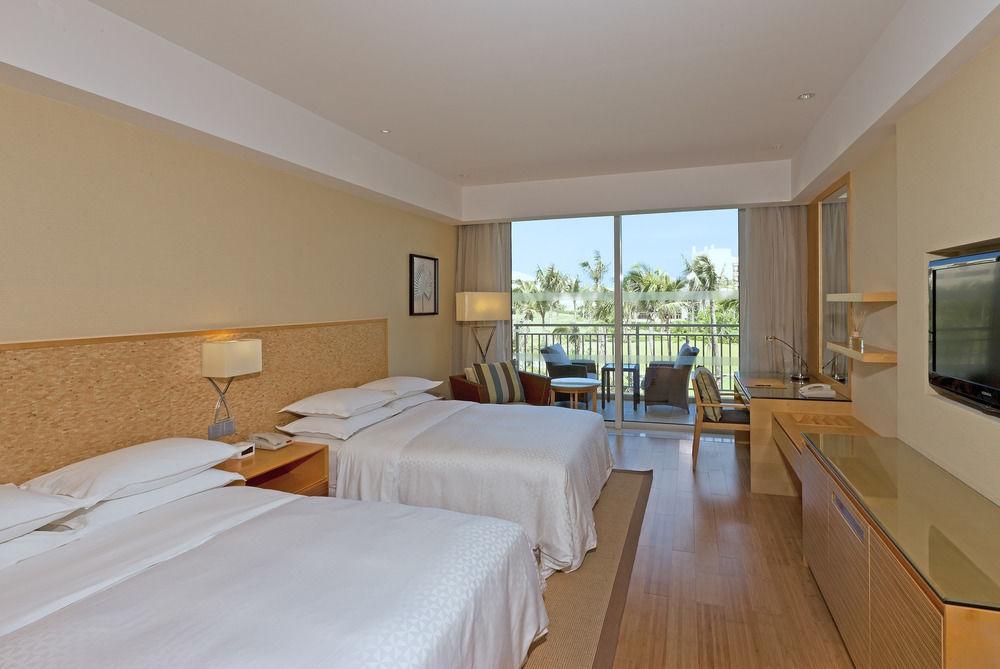 Four Points By Sheraton Shenzhou Peninsula Resort Wanning Exteriör bild