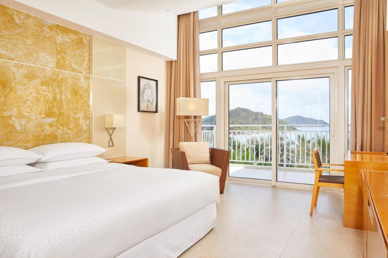 Four Points By Sheraton Shenzhou Peninsula Resort Wanning Exteriör bild
