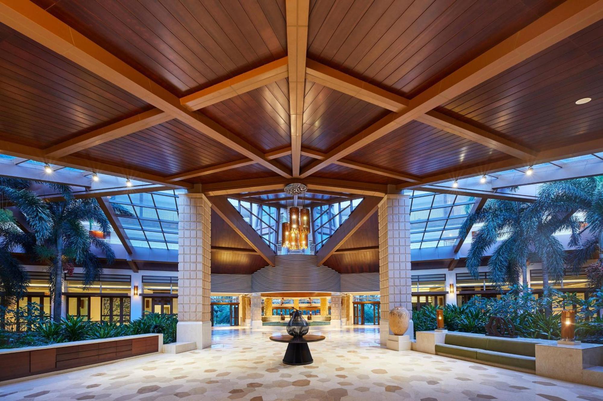 Four Points By Sheraton Shenzhou Peninsula Resort Wanning Exteriör bild