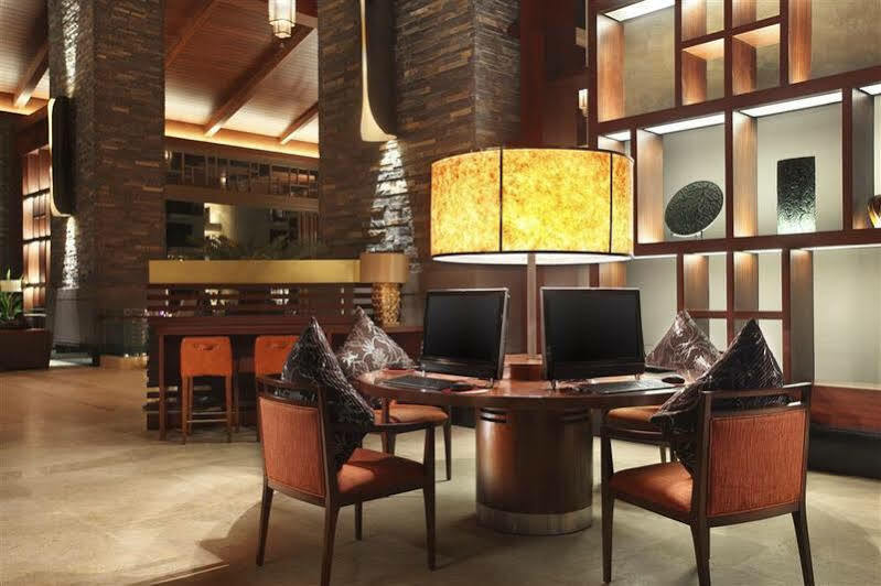 Four Points By Sheraton Shenzhou Peninsula Resort Wanning Exteriör bild