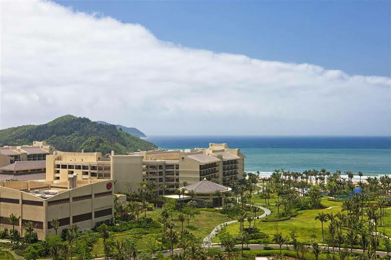 Four Points By Sheraton Shenzhou Peninsula Resort Wanning Exteriör bild