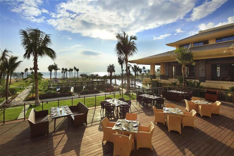 Four Points By Sheraton Shenzhou Peninsula Resort Wanning Exteriör bild