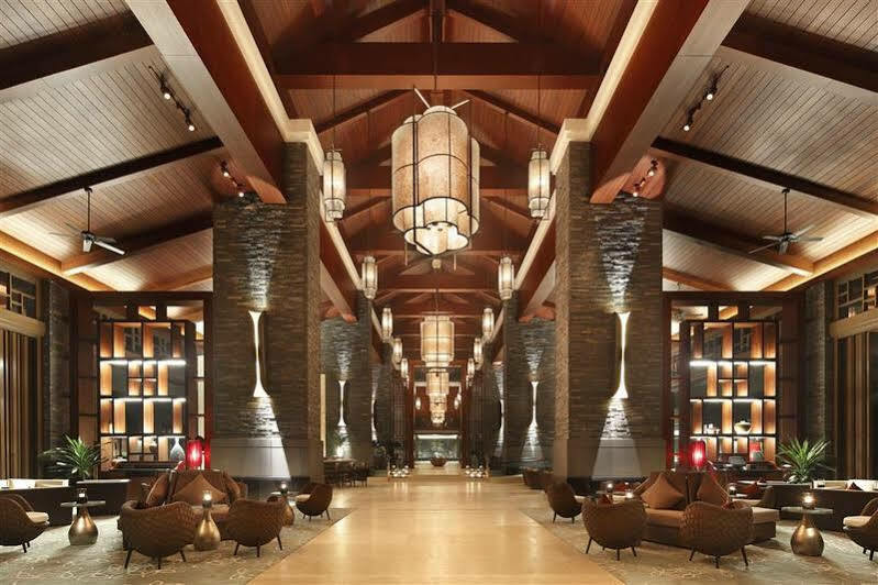 Four Points By Sheraton Shenzhou Peninsula Resort Wanning Exteriör bild